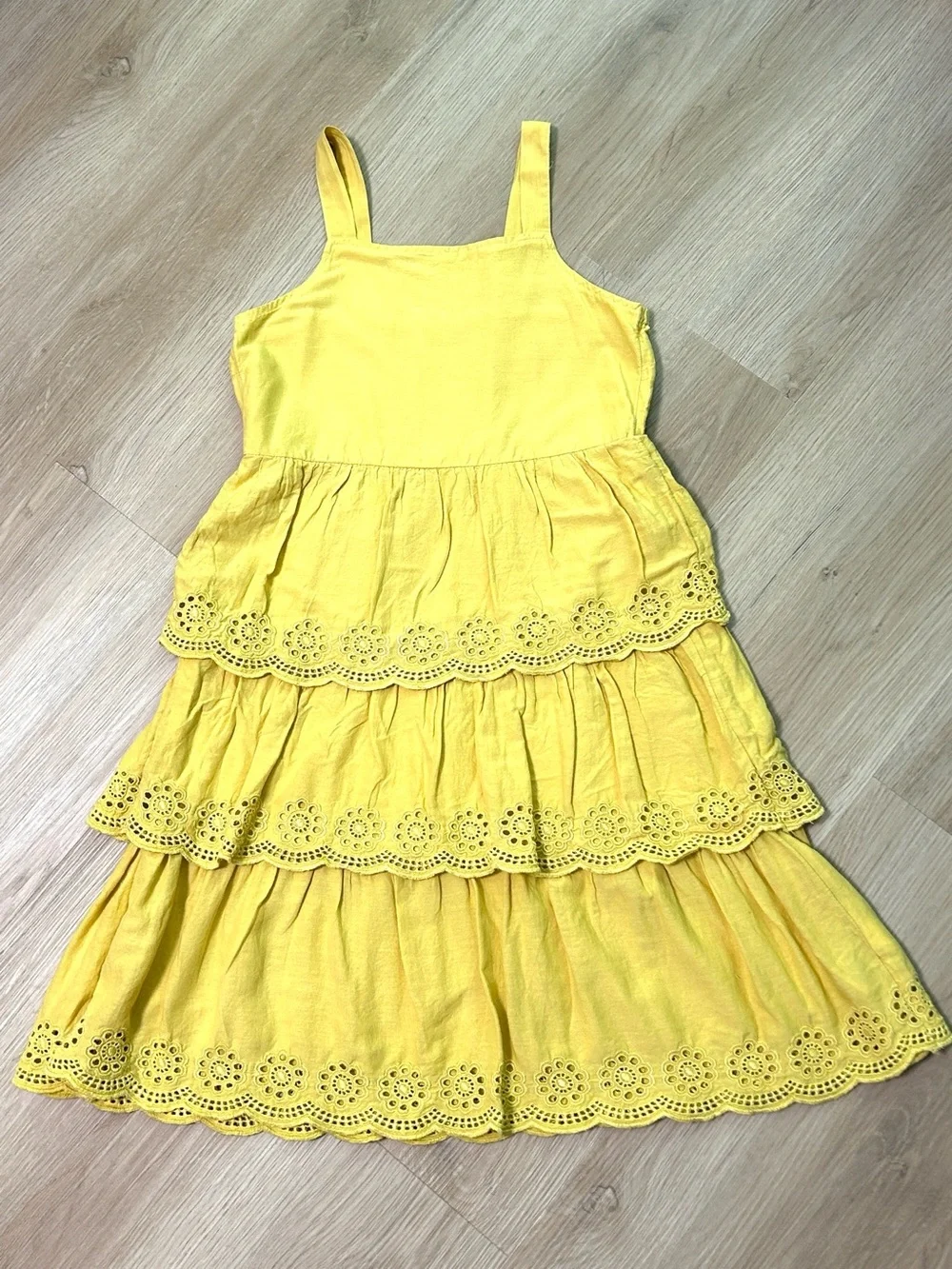 Old Navy Sleeveless Mustard Yellow Tiered Eyelet Dress for Girls Size L 10-12